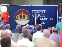 POKS: Vučić Makronu prodaje Srbiju za političku podršku