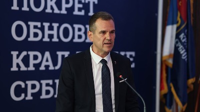 POKS: Vlast vojnom paradom preti demonstrantima, zato je treba otkazati