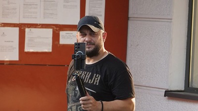 Srđanu Žuniću razbijeno staklo na automobilu: "Zastrašivanje" (VIDEO)
