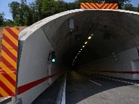 "Ovi iz SNS ili iz menadžmenta bolnice neka obezbeđuju tunel": Doktor uputio oštru poruku