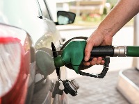 Dizel 219 dinara uoči Prvog maja: Ovo su nove cene goriva