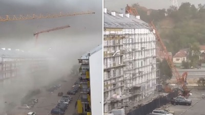 APSOLUTNI UŽAS Oluja oborila KRAN na Novom Beogradu (VIDEO)