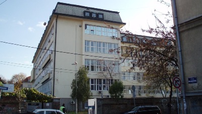 Direktor KBC Zemun zabranio zaposlenima da u vreme pauze idu na 16 minuta tišine