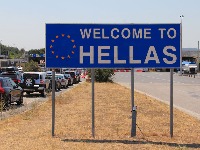 SRBI MOGU DA ODAHNU: Grčka ukida EES u špicu sezone? Manje gužvi na granicama, ali nova briga za vozače