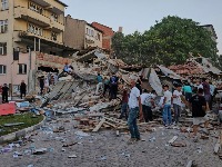 Snažan zemljotres u Turskoj: Ima poginulih i dosta povređenih (VIDEO)
