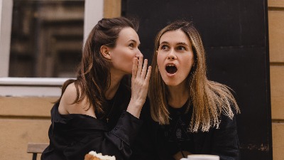 Ovo su četiri horoskopska znaka kojima ne treba poveriti tajnu