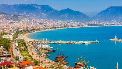 Porodica žrtva turističke prevare? Platili hotel sa 5 zvezdica u najpopularnijem turskom letovalištu, a sačekao ih je ŠOK (FOTO)
