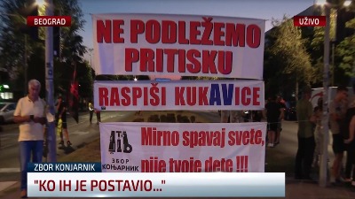 "Ko ih je postavio da budu ministri i direktori?"