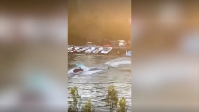 Drama u Pančevu: Skuterom prošao kroz grupu dece, četvoro povređeno (VIDEO)