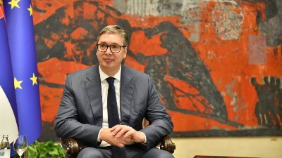Vučić tvrdi da neće menjati Ustav: Završavam predsedničku karijeru, ali ću pomoći nekome