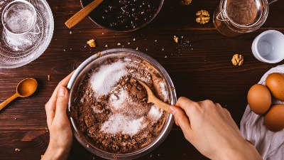 Kolač od samo 3 sastojka koji oduševi goste svaki put