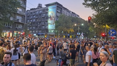 Studenti uputili hitan apel građanima pred večerašnji protest (FOTO)