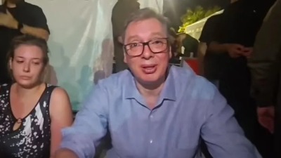Vučić večeras sa okupljenima u Ćacilendu: Dolazi da se zahvali okupljenima