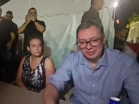 Vučić besneo na SNS funkcionere u Ćacilendu