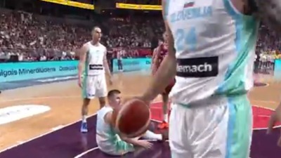 Kakva LOŠA SREĆA za Sloveniju: Povredio se Luka Dončić (FOTO/VIDEO)