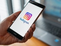 Korisnici Instagrama u STRAHU OD PRAĆENJA: Nova funkcija izazvala burne reakcije
