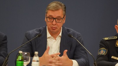 Vučić: Leteći automobili u Srbiji sledeće godine