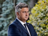 Oglasio se Plenković povodom napada na Srbe u Splitu: Ova vlada ne pušta ustaštvo iz boce