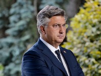 Plenković: Upozorićemo NATO o novom oružju Vojske Srbije!