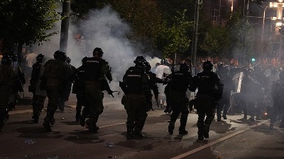 Sedam šavova i podlivi: Evo šta kažu brat i sestra pretučeni na protestu u NS