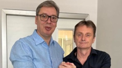 Vučić objavio sliku sa Glišićem: "Naš Darko upravo napušta bolnicu"