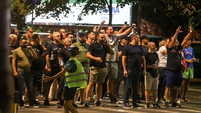 Šta očekivati od izlaska SNS-ovaca na ulice večeras?