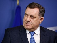 Obustavljena istraga protiv Dodika