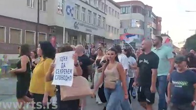 Na skupu protiv blokada - SNS blokirao ulice
