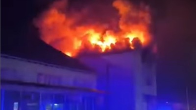 Veliki požar guta kineski tržni centar u Petrovcu na Mlavi (VIDEO)