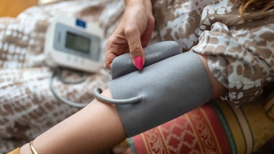 OVO popularno piće podiže krvni pritisak brže od soli: Ako imate visok pritisak, izbegavajte ga u širokom luku 