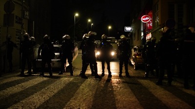 (UŽIVO) Skupovi u više gradova: Završen protest u Beogradu, Kragujevčani ispred prostorija SNS (FOTO/VIDEO)