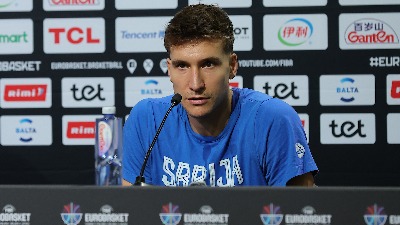 Bogdan napustio Rigu, emotivno se oprostio od Orlova (VIDEO)