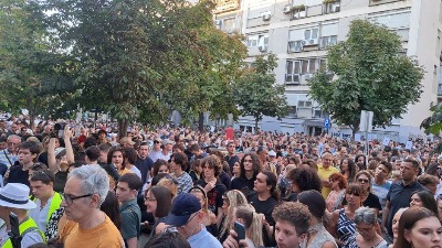 Danas veliki ZAJEDNIČKI PROTEST tri škole koje su na meti Dejana Vuka Stankovića