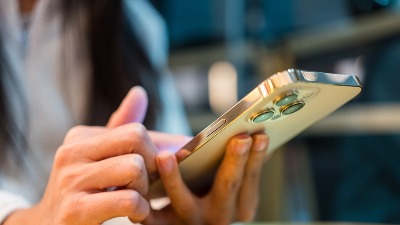 27 stvari znaju o vama pametni telefoni: Prate vas u stopu, a toga niste svesni 