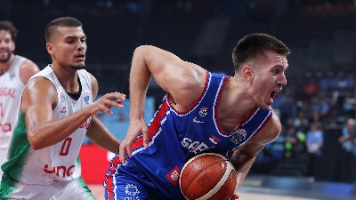 Oglasila se FIBA: Petrušev KAŽNJEN!