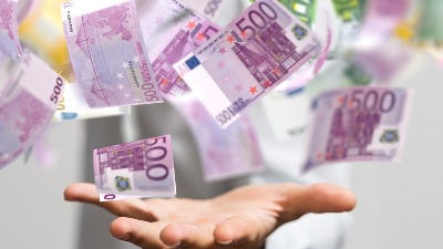 Novčani horoskop za mart: Strelčevima nova POSLOVNA ŠANSA, Ribe vraćaju DUGOVE