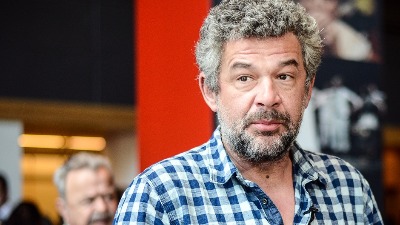 "Sine, gde zaboravi tolike pare": Poznati glumac otkrio hit priču o majci Nebojše Glogovca