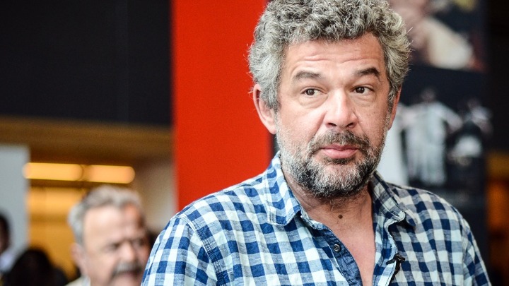 "Sine, gde zaboravi tolike pare": Poznati glumac otkrio hit priču o majci Nebojše Glogovca