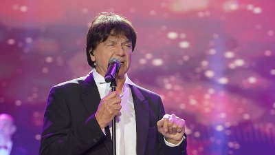 Zdravko Čolić ovu pesmu nikada ne peva na koncertima. Napisao ju je Đorđe Balašević, a mnogima je omiljena