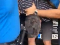 Napeto u Bloku 45: "Beli" hapse građane koji pokušavaju da obustave radove na Savskom nasipu (VIDEO)