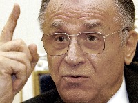 Preminuo bivši rumunski predsednik Jon Ilijesku