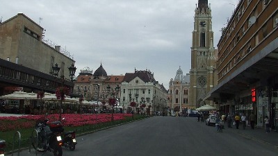ŠAPIĆIZACIJA Od cveća do betona: Kako vlast uređuje Modenu - Novosađani PRENERAŽENI (FOTO)