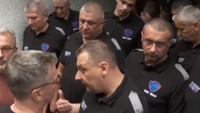 "Soko" obezbeđenje ispred PKS u rukama SNS biznismena: Tužbe, prebacivanje tela mrtvog radnika... (FOTO)