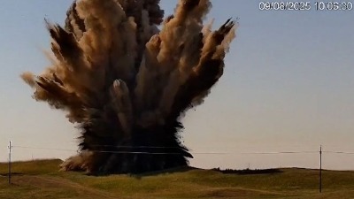 Uništena avio bomba iz Beograda na vodi (FOTO)