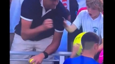 Milijarder OTEO kačket dečaku posle meča na US Openu, a onda zgrozio sve novim sramnim potezom (VIDEO)