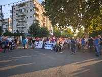"Prisustvo skupovima SNS koje je iznuđeno pretnjama je dokaz duboke slabosti sistema"