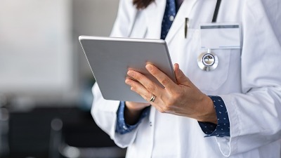 Čuveni ONKOLOG upozorava: OVIH 5 stvari svi imate u kući, a povećavaju RIZIK OD RAKA