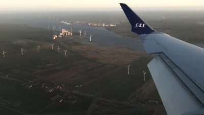Hitno zatvoren aerodrom zbog dronova