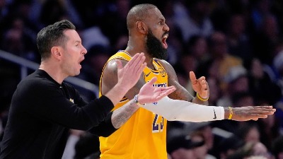 ŠOK u NBA: Lejekrsi okreću leđa Lebronu?