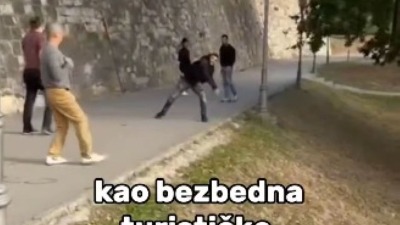 Džeparoši kamenovali turiste, vodiču pretili nožem na Kalemegdanu (VIDEO)